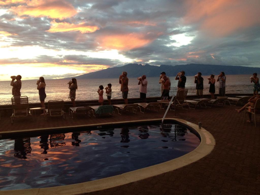 The Kulakane Aparthotel Lahaina Exterior photo